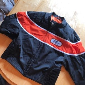 Wind breaker crop jacket